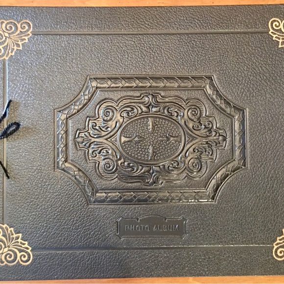 Antique photo album - Picture 2 of 10